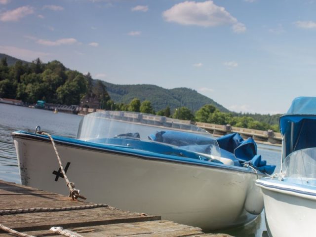 Location bateau Aix les Bains : osez la sortie guidée au lac du Bourget