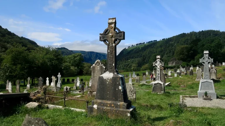 Symbole celtique : origines réelles, entrelacs et druides