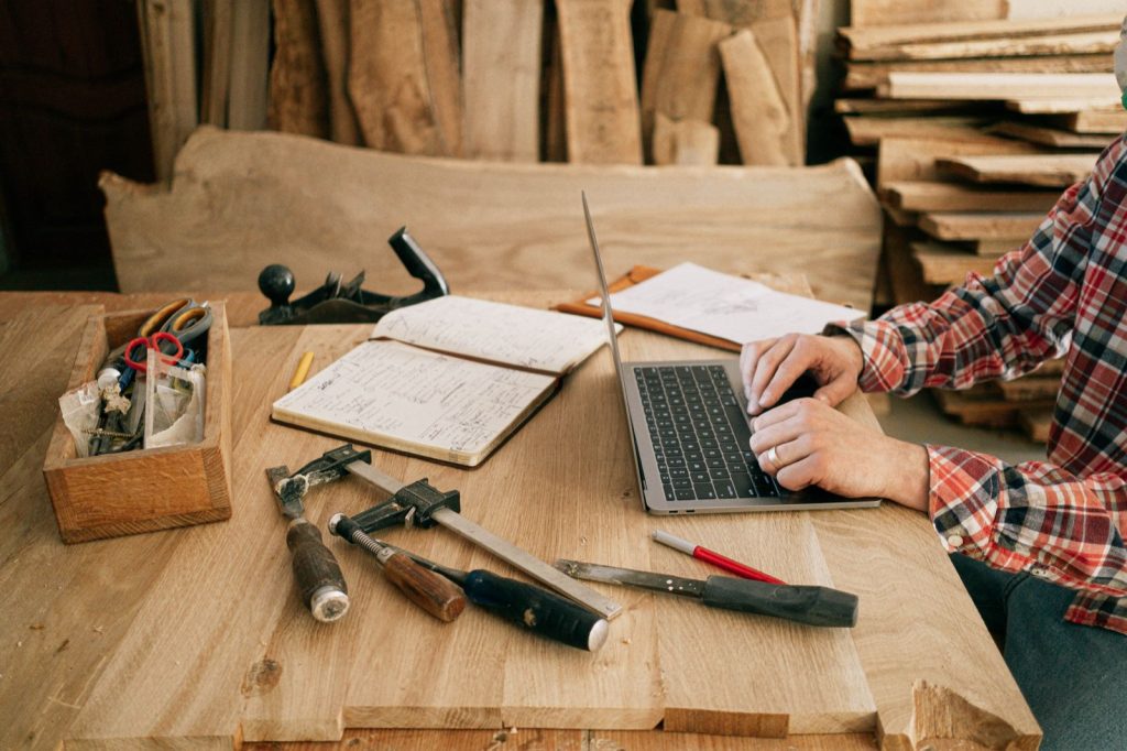 Créer un site internet d'artisan gratuit : ce qu'on ne vous dit pas