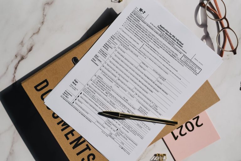 Documents officiels à traduire : quand la démarche l&rsquo;exige vraiment