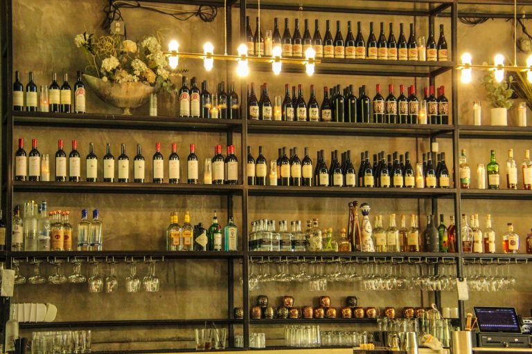Dijon : le bar Dionysos, victime d&rsquo;une fermeture inattendue, mais pourquoi ?